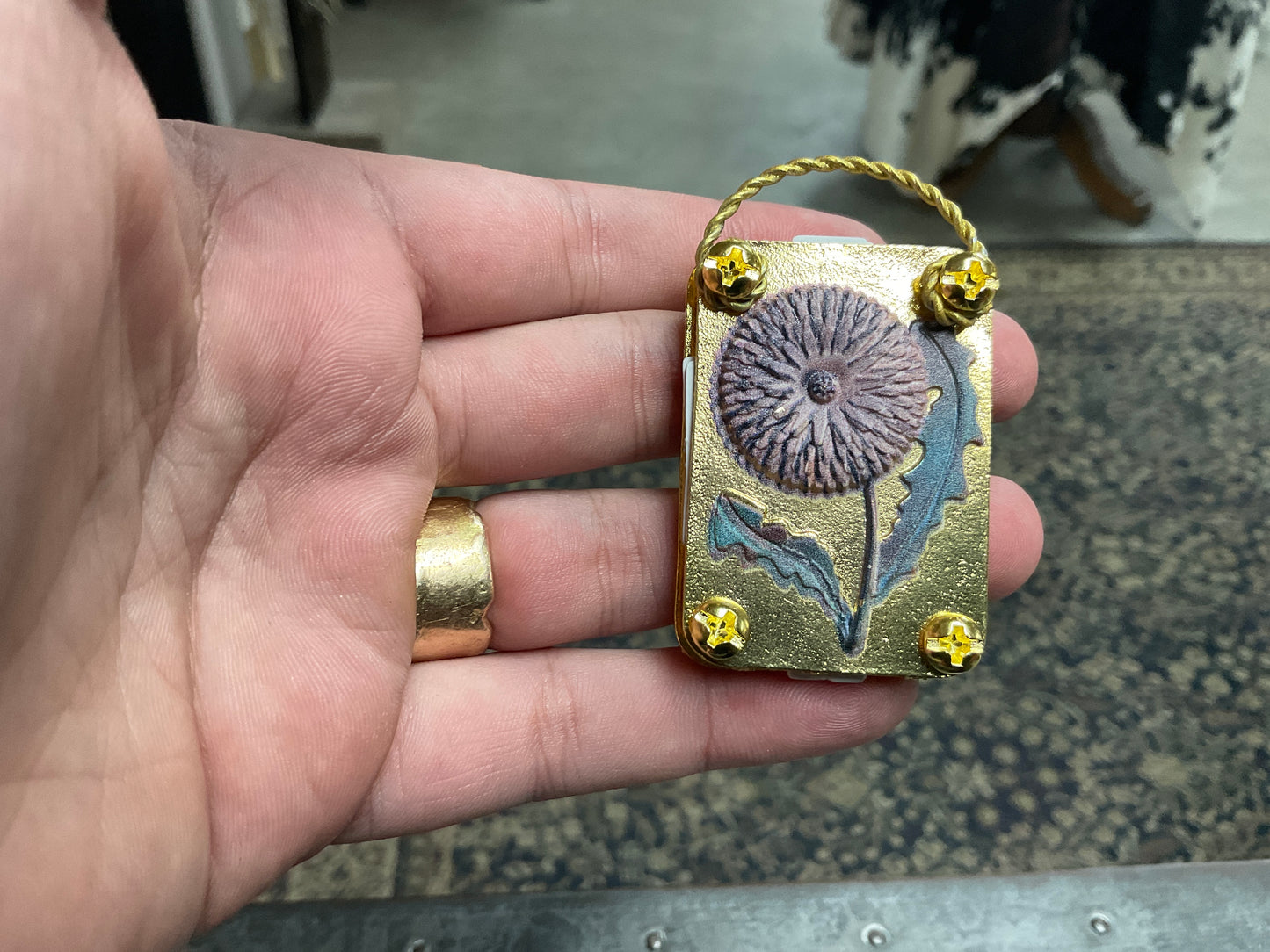 Micro flower press